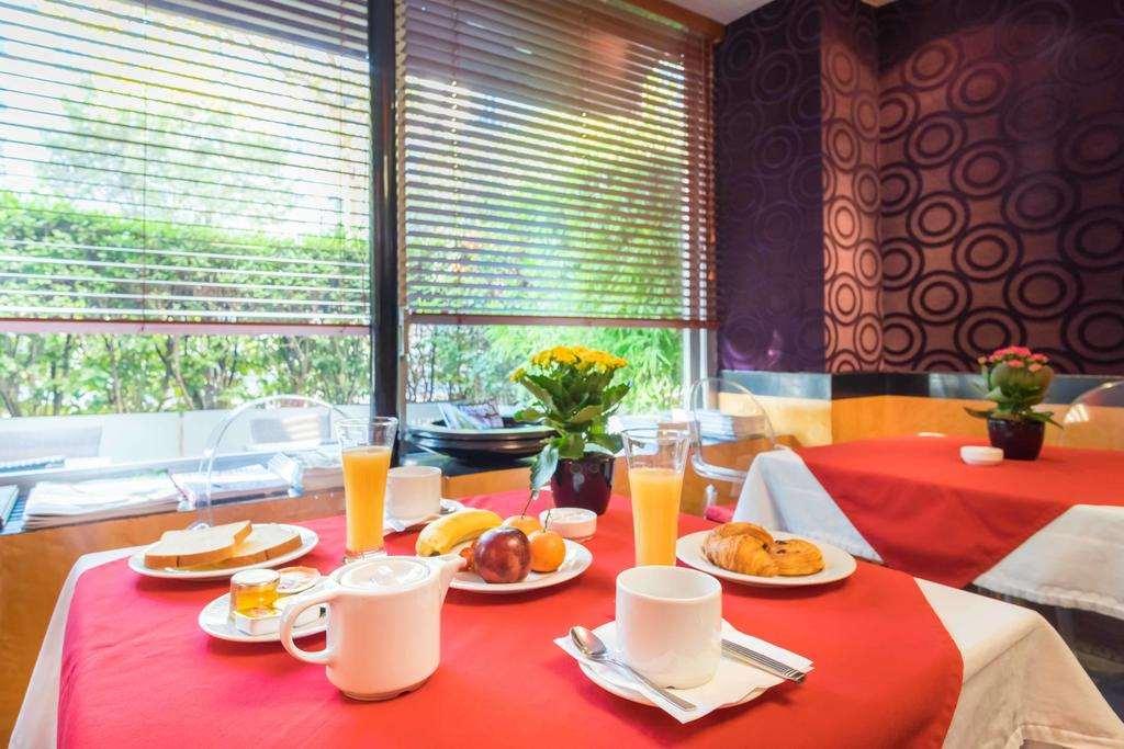 Hotel Nude Paris - Color Vision Restaurant photo